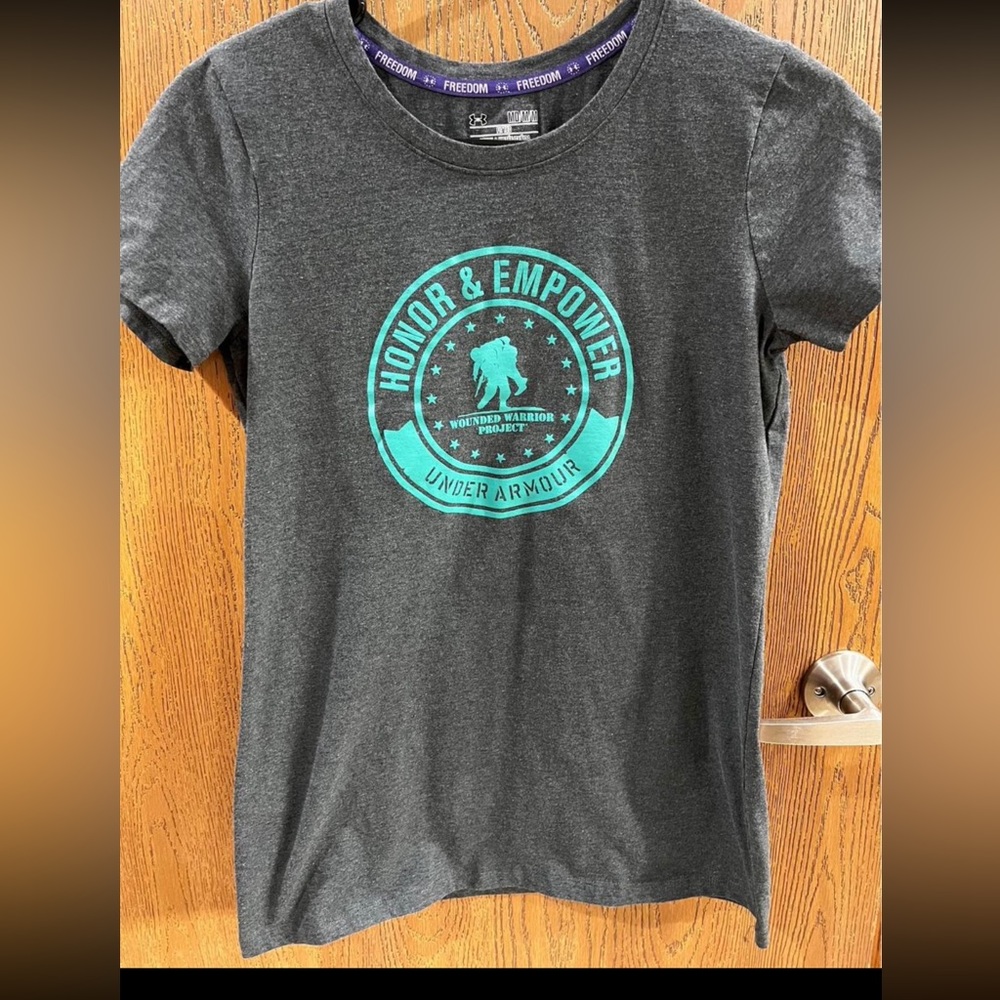 UNDER ARMOUR WOUNDED WARRIORS TSHIRT SIZE M